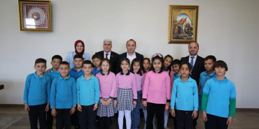 MİNİKLER KAYMAKAMLIKTA KAMU YÖNETİMİNİ YERİNDE ÖĞRENDİ